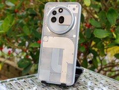 A Nothing Phone (3a) Pro hónapok óta tartó szivárgások és teaserek után végre bejelentésre került (kép forrása: Notebookcheck)